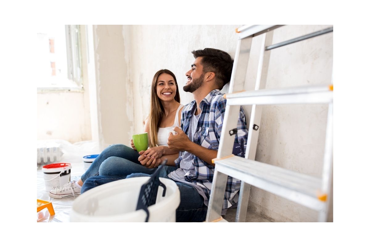 Couple at home, 30-Year Mortgage
